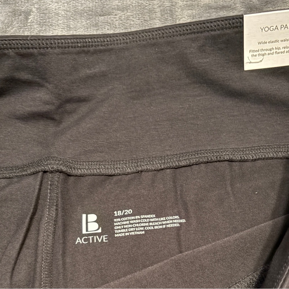 Lane Bryant Yoga Pants – Size 18/20 – NWT – 2 Pair Bundle - Picture 4 of 5